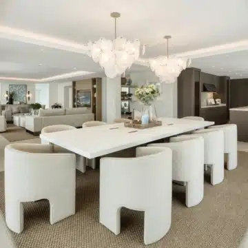 Brand new villa with modern design and classic Andalusian charm in Rocío de Nagüeles, Marbella Picture 10