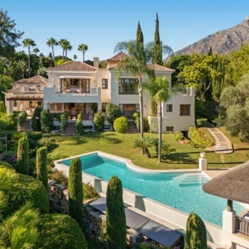 Andalusian-style villa with panoramic sea views in Las Lomas del Marbella Club, Marbella Picture 46
