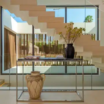 Magnificent 5-bedroom villa in the prestigious Lomas de Marbella Club, Marbella Golden Mile Picture 12