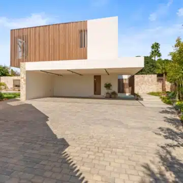 Magnificent 5-bedroom villa in the prestigious Lomas de Marbella Club, Marbella Golden Mile Picture 40