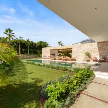 Magnificent 5-bedroom villa in the prestigious Lomas de Marbella Club, Marbella Golden Mile Picture 41