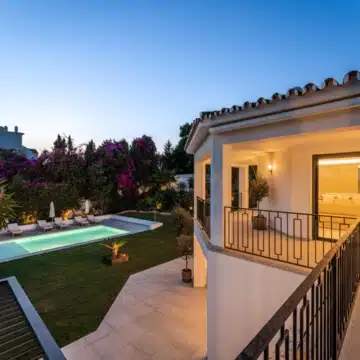 Refurbished 4-bedroom luxury villa with sea views in Rocio de Nagüeles, Marbella Golden Mile Picture 48