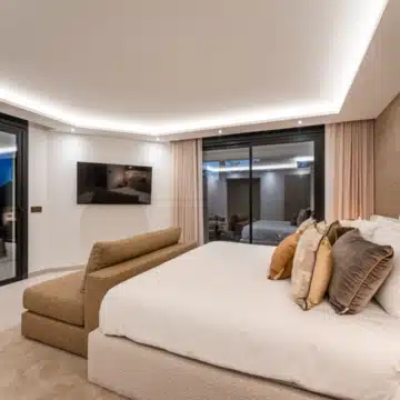 Refurbished 4-bedroom luxury villa with sea views in Rocio de Nagüeles, Marbella Golden Mile Picture 51