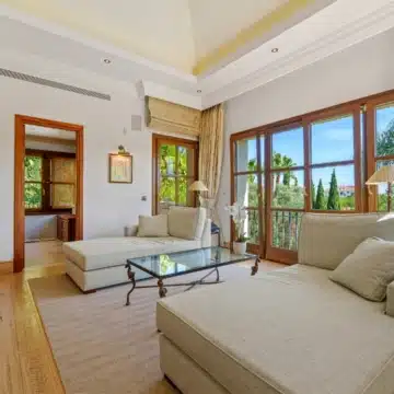Andalusian-style villa with panoramic sea views in Las Lomas del Marbella Club, Marbella Picture 19