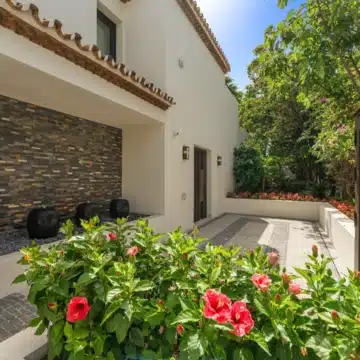 Renovated Andalusian-style villa in Rocío de Nagüeles, Marbella Golden Mile Picture 33