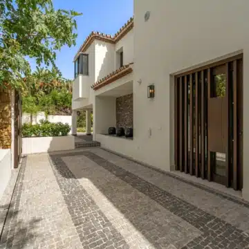 Renovated Andalusian-style villa in Rocío de Nagüeles, Marbella Golden Mile Picture 34