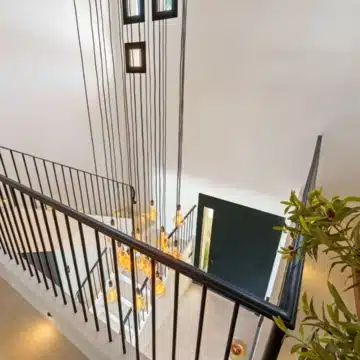 Extraordinary villa with panoramic sea views in the heart of Nueva Andalucía, Marbella Picture 17