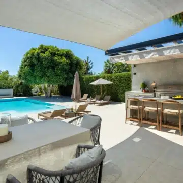 Striking modern villa with stunning sea views in the heart of Nueva Andalucía, Marbella Picture 5