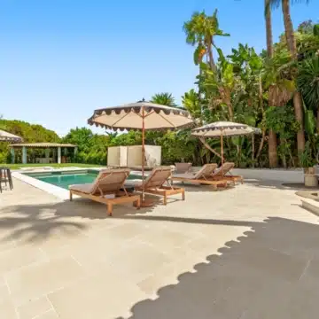 Extraordinary villa with panoramic sea views in the heart of Nueva Andalucía, Marbella Picture 30