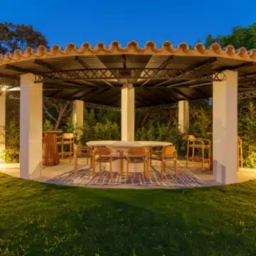 Extraordinary villa with panoramic sea views in the heart of Nueva Andalucía, Marbella Picture 66