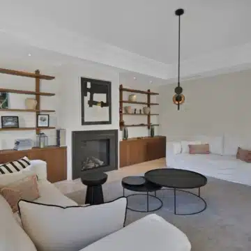 Refurbished 7-bedroom semi-detached villa with breathtaking sea views in Puerto Banus, Marbella Picture 13