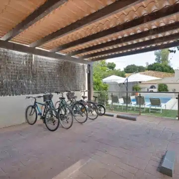 Refurbished 7-bedroom semi-detached villa with breathtaking sea views in Puerto Banus, Marbella Picture 53