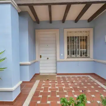 Refurbished 7-bedroom semi-detached villa with breathtaking sea views in Puerto Banus, Marbella Picture 55