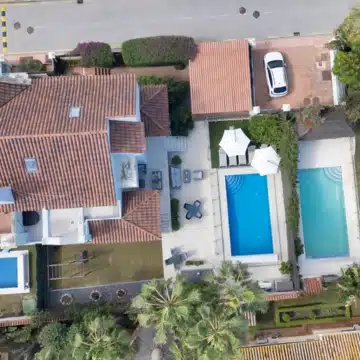 Refurbished 7-bedroom semi-detached villa with breathtaking sea views in Puerto Banus, Marbella Picture 65