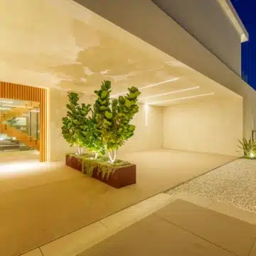 Contemporary 6-bedroom villa in the prestigious Guadalmina Alta, San Pedro de Alcantara Picture 17