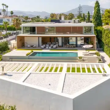 Contemporary 6-bedroom villa in the prestigious Guadalmina Alta, San Pedro de Alcantara Picture 62