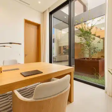 Contemporary 6-bedroom villa in the prestigious Guadalmina Alta, San Pedro de Alcantara Picture 25