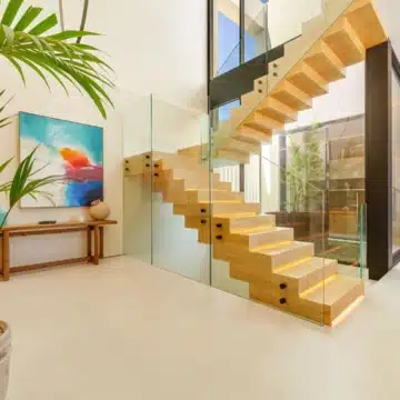 Contemporary 6-bedroom villa in the prestigious Guadalmina Alta, San Pedro de Alcantara Picture 38