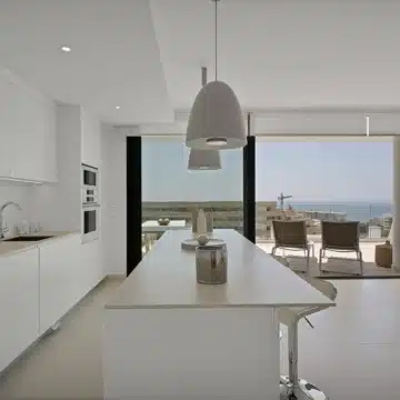 Fully furnished 2-bedroom apartment in the exclusive Higuerón West, Fuengirola Picture 31