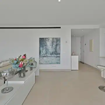 Fully furnished 2-bedroom apartment in the exclusive Higuerón West, Fuengirola Picture 32