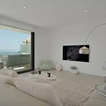 Fully furnished 2-bedroom apartment in the exclusive Higuerón West, Fuengirola Picture 35