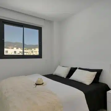 Fully furnished 2-bedroom apartment in the exclusive Higuerón West, Fuengirola Picture 18