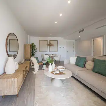 New Build Resale! 3 bedroom corner apartment on the higher elevation of Scala in the City Centre of Estepona Picture 7