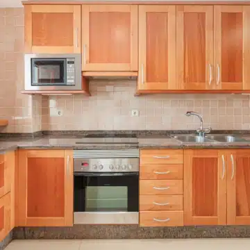 Frontline beach 3-bedroom apartment in the prestigious community of Bahia Alcántara, San Pedro de Alcántara Picture 8