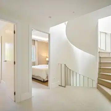 Exceptional frontline golf townhouse with panoramic views in La Quinta, Benahavís Picture 18