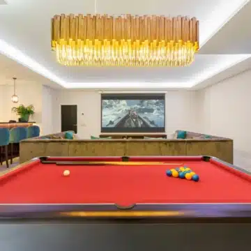 Contemporary villa designed for modern living in La Quinta, Benahavis Picture 15