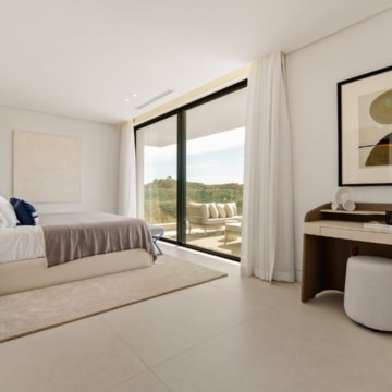 Modern six-bedroom villa situated in the gated community of Lomas de La Quinta, Benahavis Picture 25