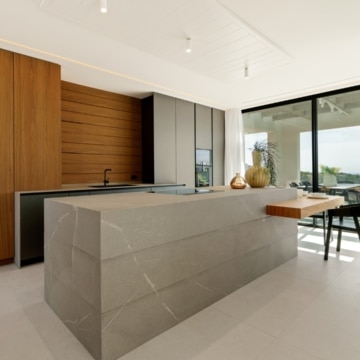 Modern six-bedroom villa situated in the gated community of Lomas de La Quinta, Benahavis Picture 40