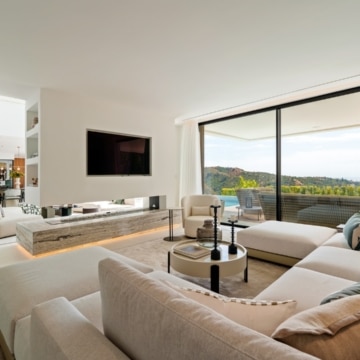 Modern six-bedroom villa situated in the gated community of Lomas de La Quinta, Benahavis Picture 5