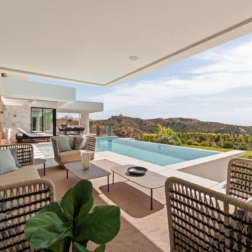 Modern six-bedroom villa situated in the gated community of Lomas de La Quinta, Benahavis Picture 42