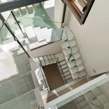 Contemporary villa designed for modern living in La Quinta, Benahavis Picture 45