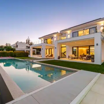 Contemporary villa designed for modern living in La Quinta, Benahavis Picture 54