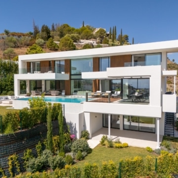Modern six-bedroom villa situated in the gated community of Lomas de La Quinta, Benahavis Picture 56