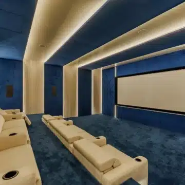 Extraordinary villa with stunning views in the prestigious La Quinta, Benahavis Picture 60