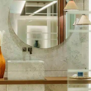 Extraordinary villa with stunning views in the prestigious La Quinta, Benahavis Picture 9