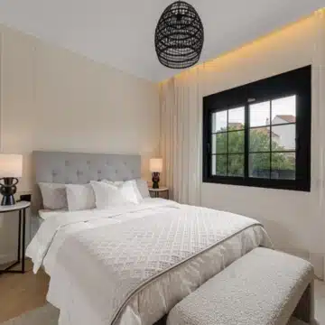 Contemporary villa in the residential neighbourhood of Monte Biarritz, Estepona Picture 22