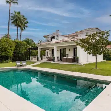 Contemporary villa in the residential neighbourhood of Monte Biarritz, Estepona Picture 28