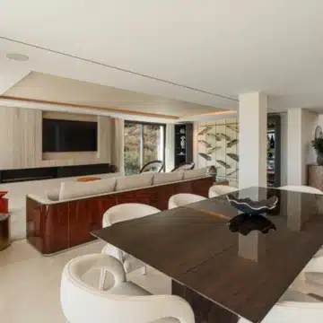 New built villa of 5 bedrooms with breathtaking sea views in Marbella Hill Club, Marbella Picture 7