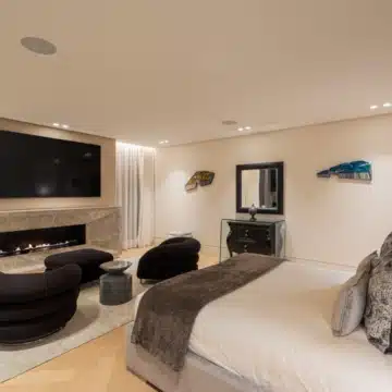 New built villa of 5 bedrooms with breathtaking sea views in Marbella Hill Club, Marbella Picture 14