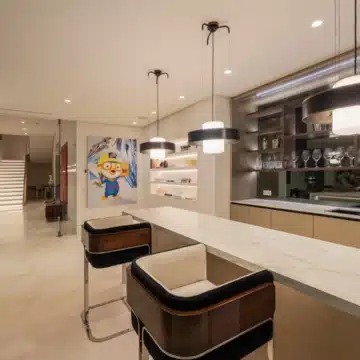 New built villa of 5 bedrooms with breathtaking sea views in Marbella Hill Club, Marbella Picture 17