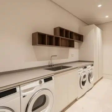 New built villa of 5 bedrooms with breathtaking sea views in Marbella Hill Club, Marbella Picture 35