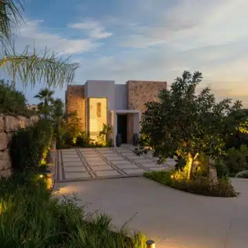 New built villa of 5 bedrooms with breathtaking sea views in Marbella Hill Club, Marbella Picture 37