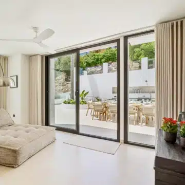 Mediterranean villa in the prestigious enclave of Las Lomas de Nueva Andalucía Picture 9