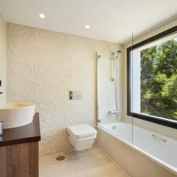 Mediterranean villa in the prestigious enclave of Las Lomas de Nueva Andalucía Picture 25