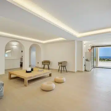 Mediterranean villa in the prestigious enclave of Las Lomas de Nueva Andalucía Picture 28