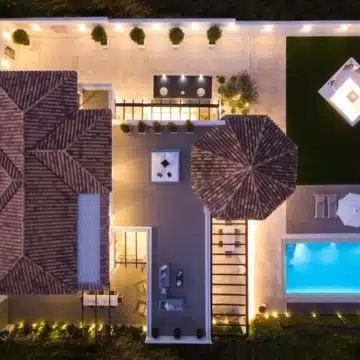 Modern frontline golf villa with uninterrupted golf course and mountain views in Aloha, Nueva Andalucia Picture 26